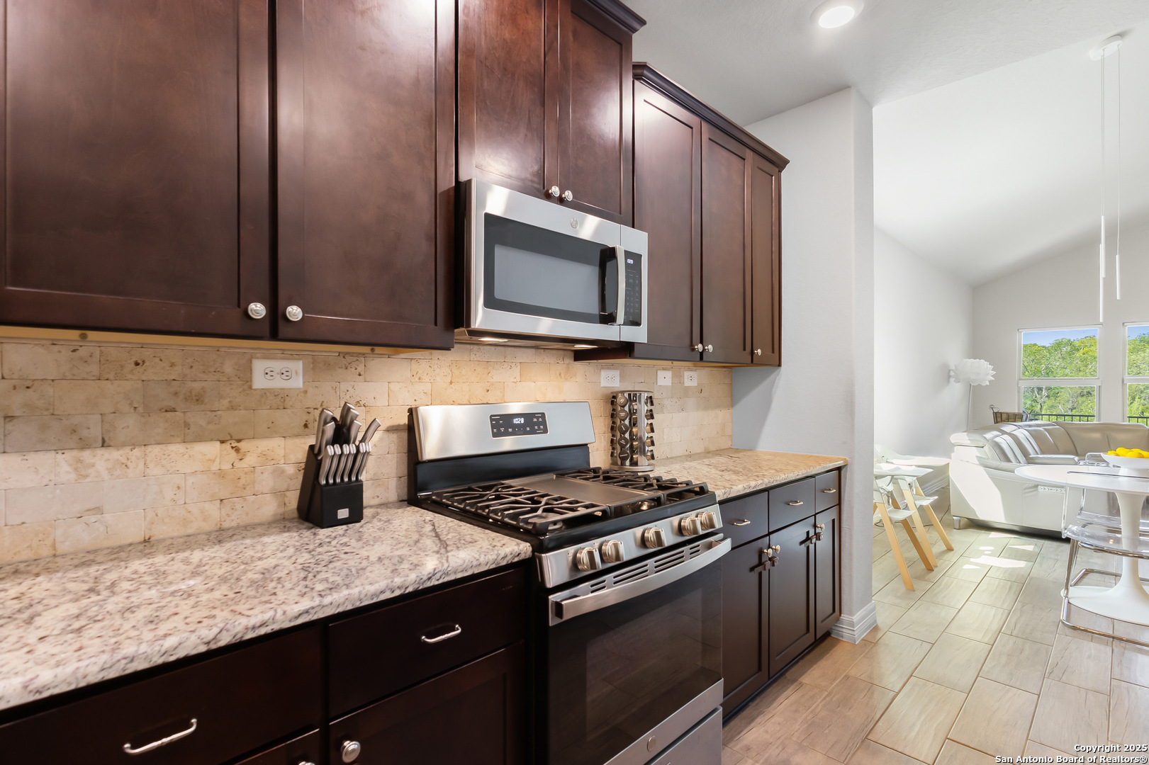 10650 Jasmine Bluff