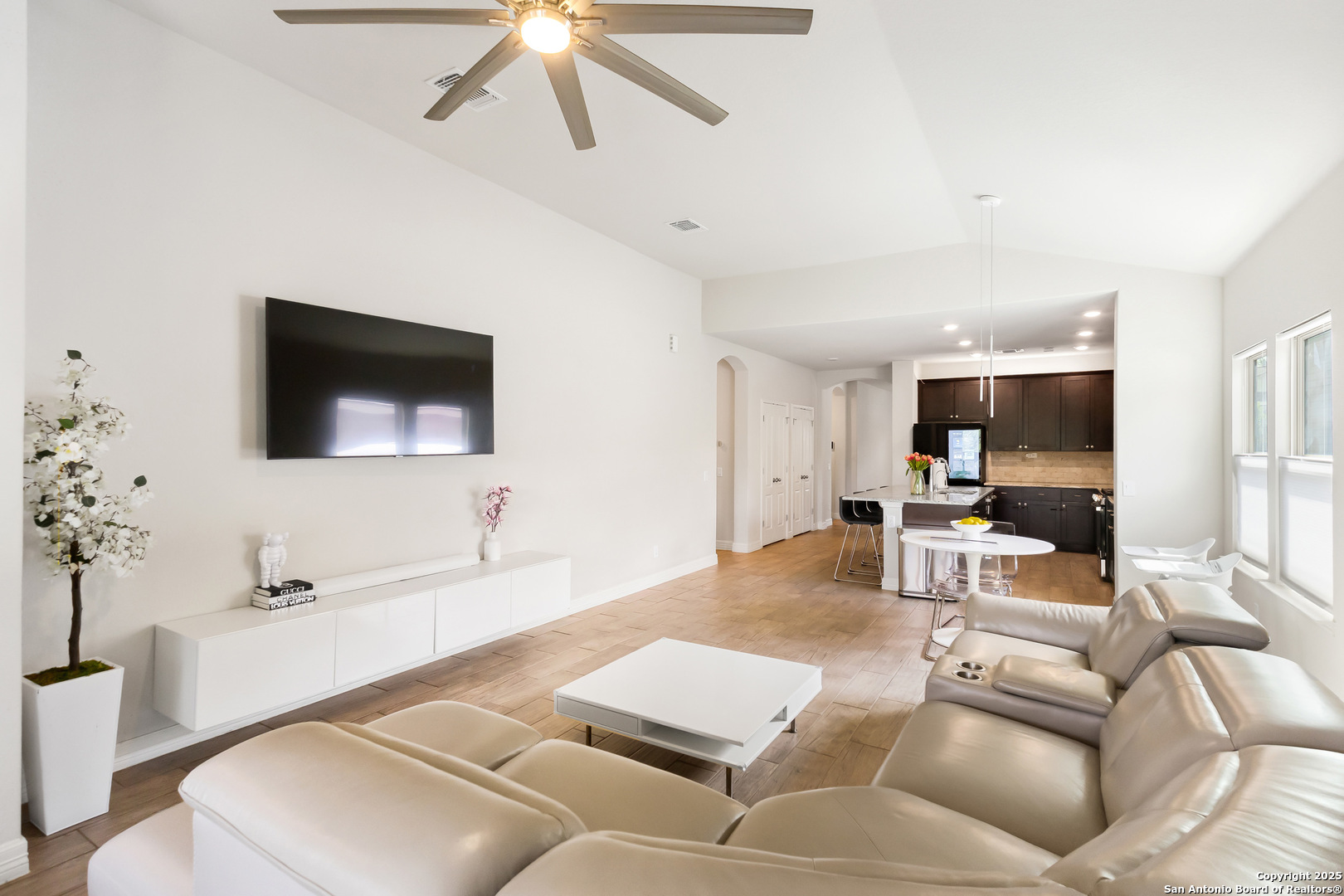 10650 Jasmine Bluff