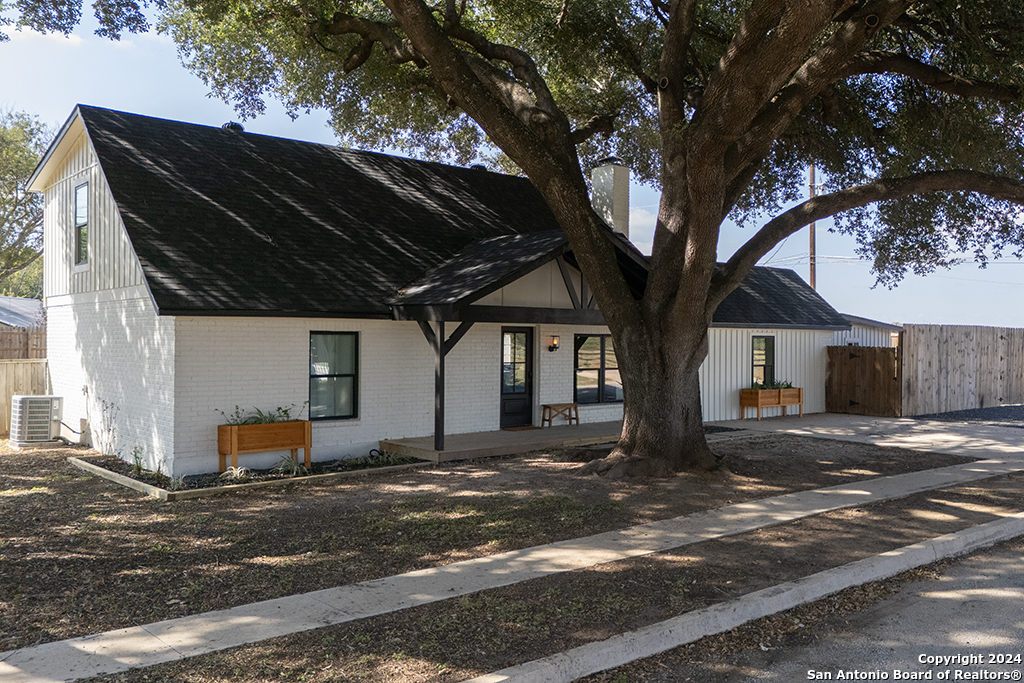 770 Carl Dr.