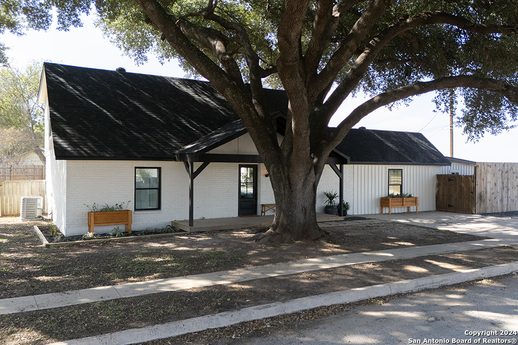770 Carl Dr.