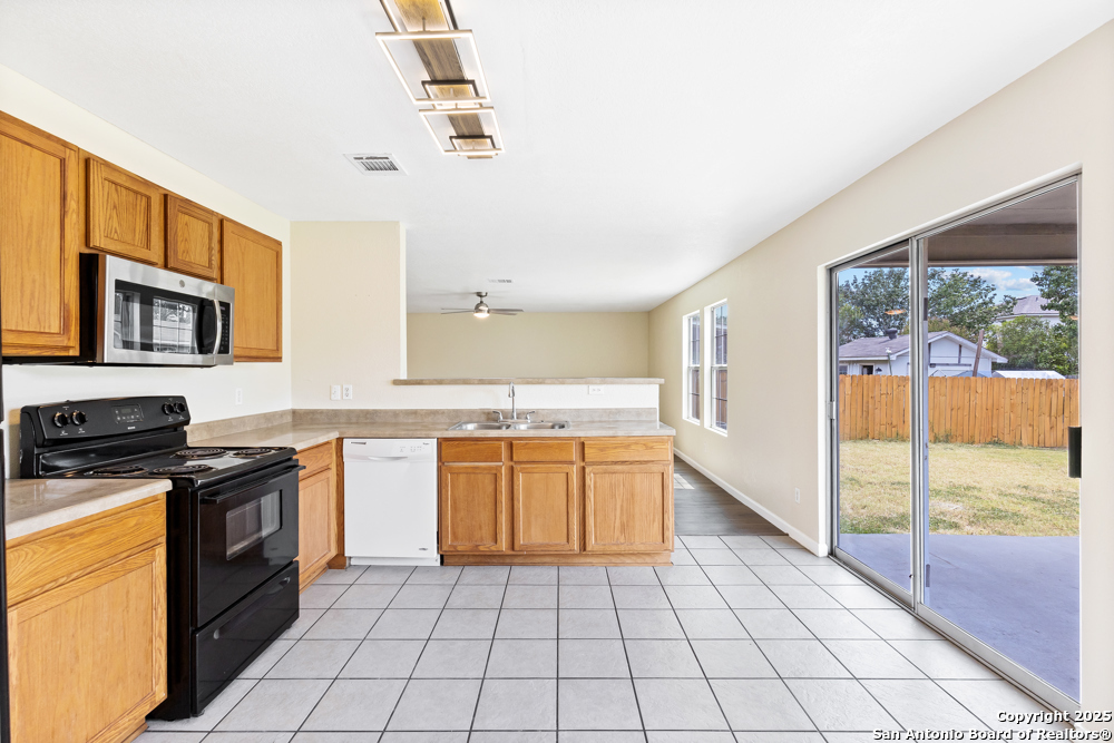 671 Northwest Crossing Dr