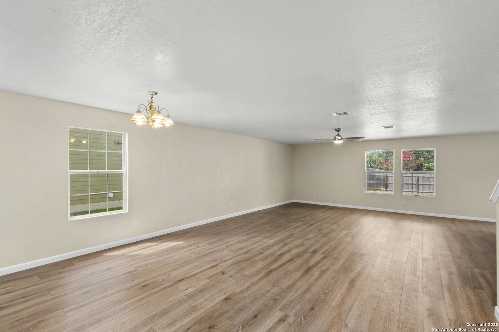 671 Northwest Crossing Dr