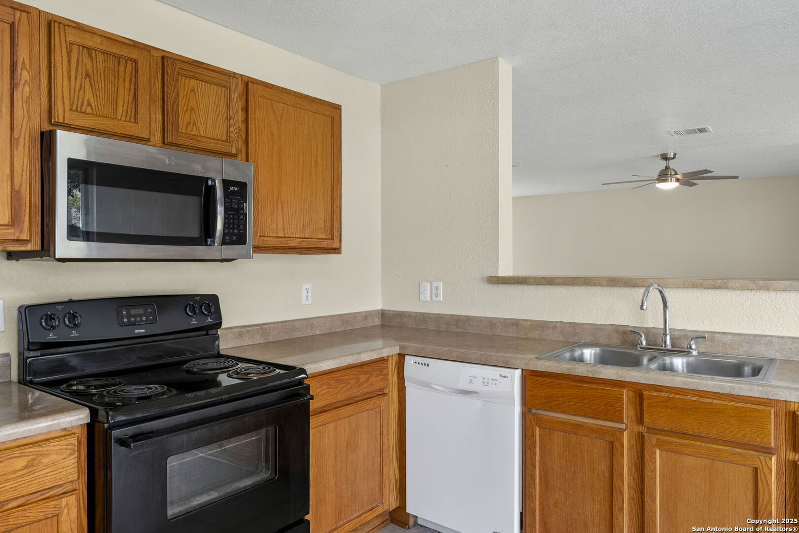 671 Northwest Crossing Dr