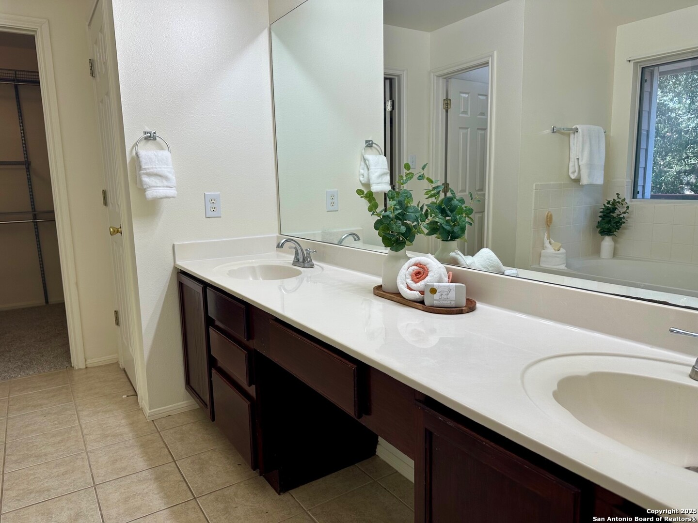 20114 Horizon Way