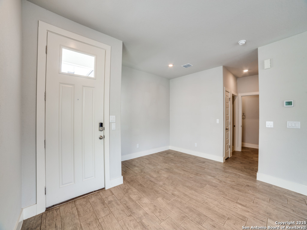 16011 babcock rd #12