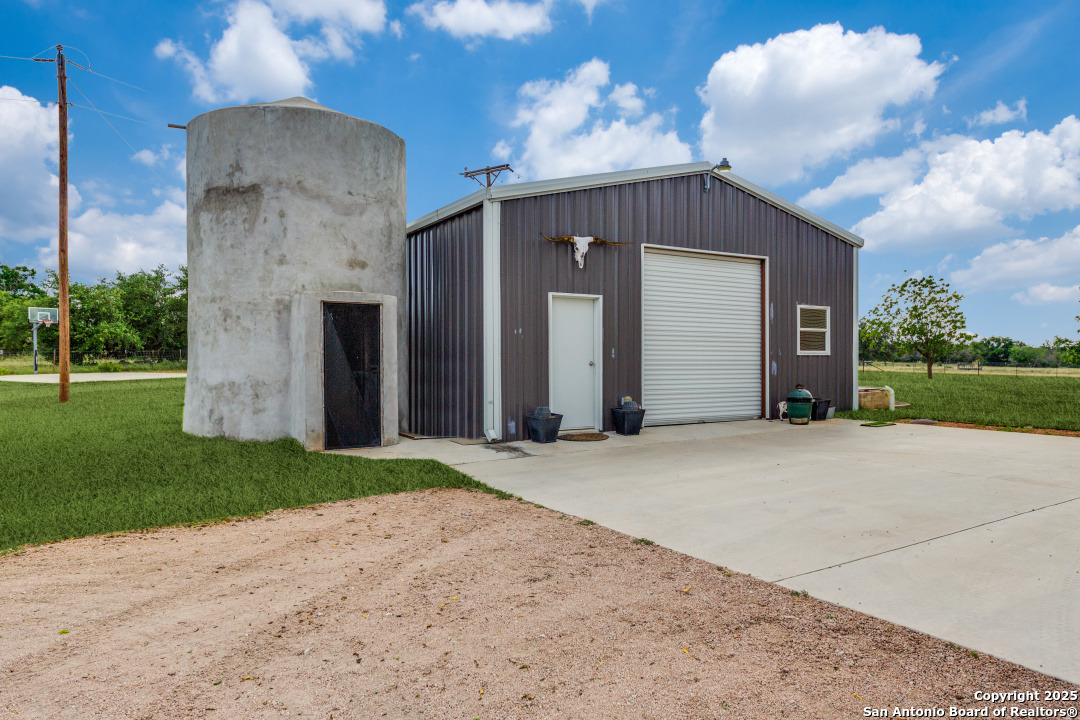 121A Bartel