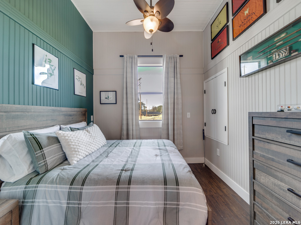 121A Bartel
