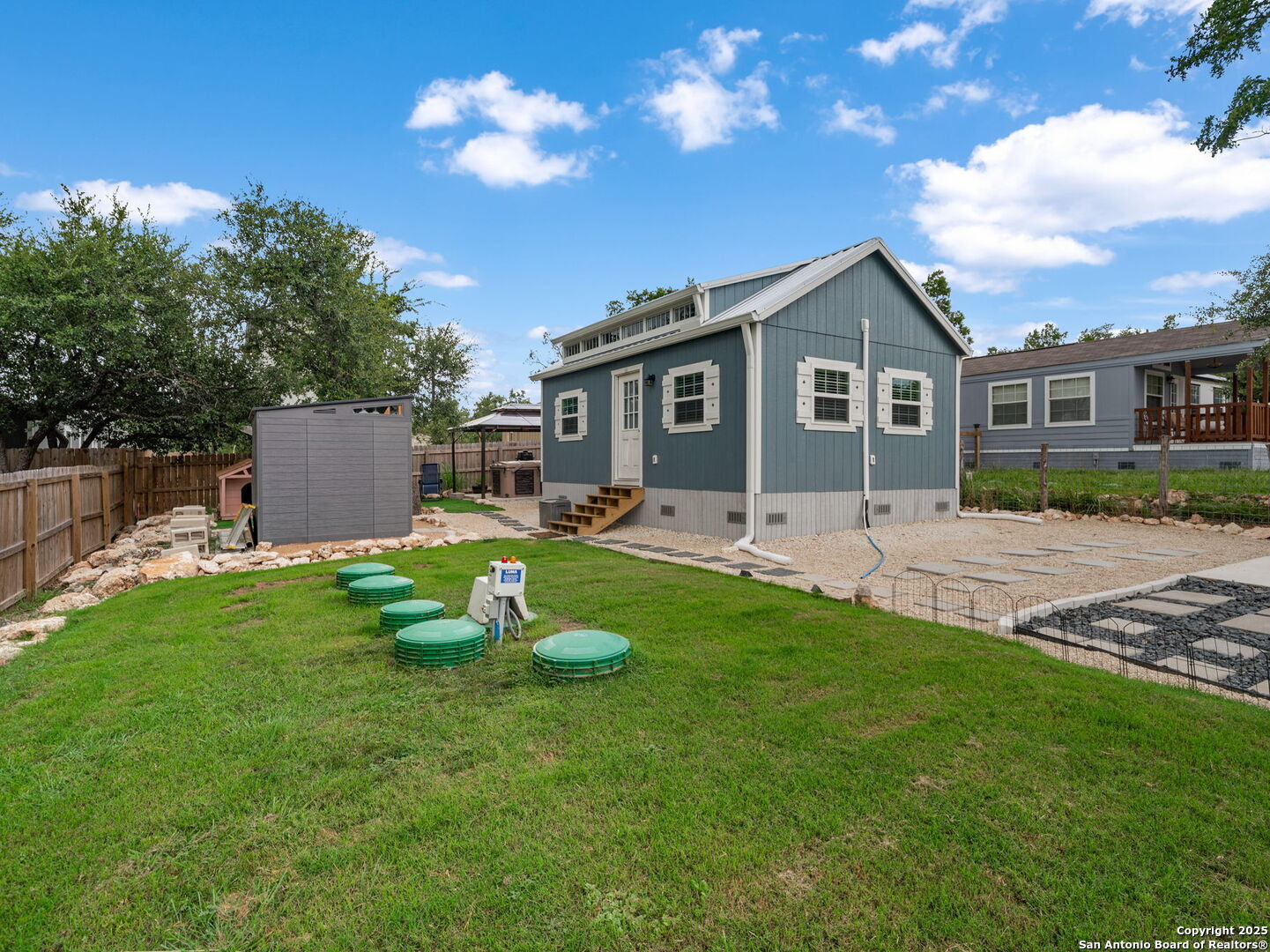 2056 Dry Creek