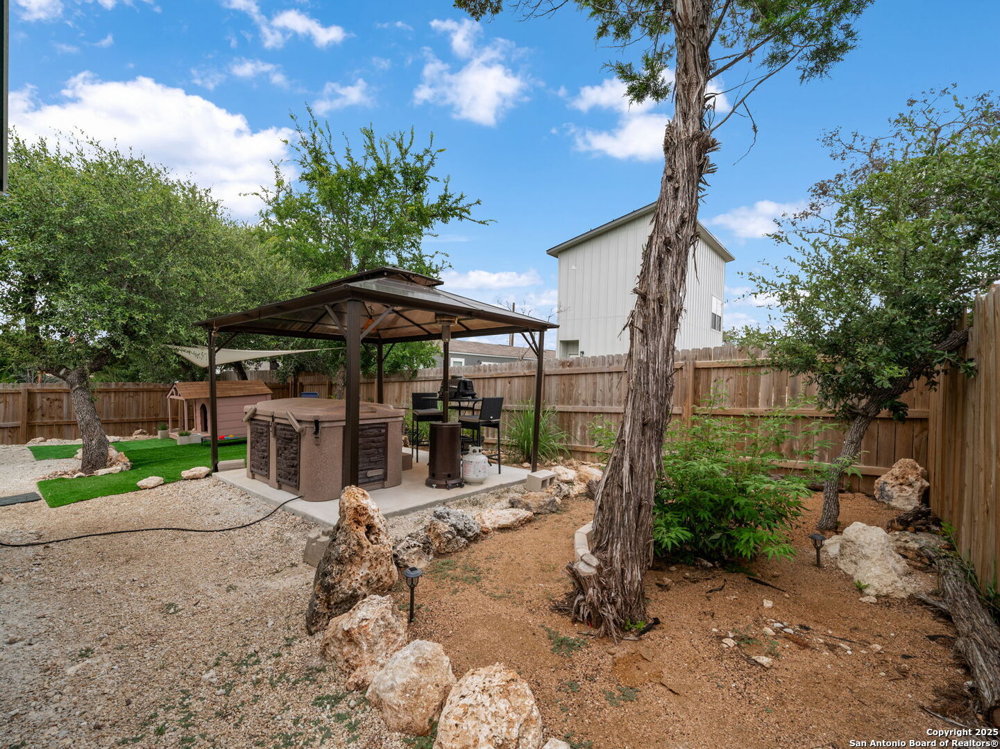 2056 Dry Creek