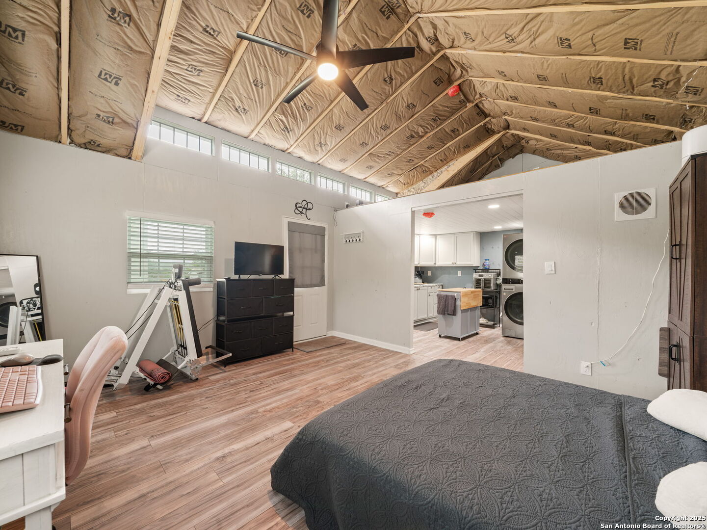 2056 Dry Creek