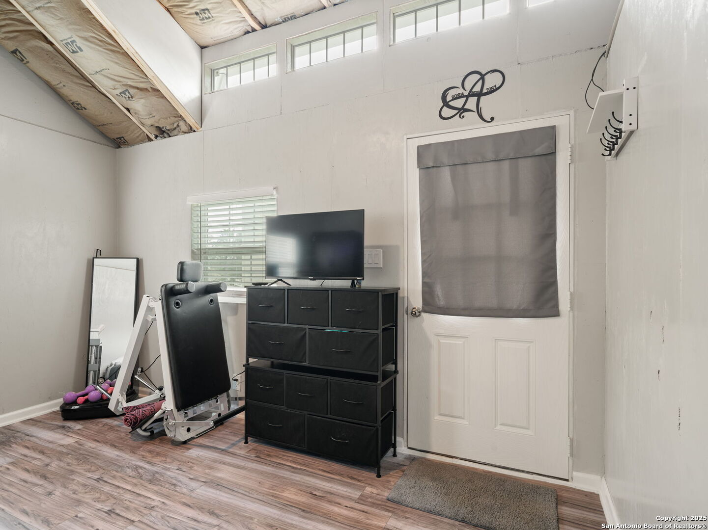 2056 Dry Creek