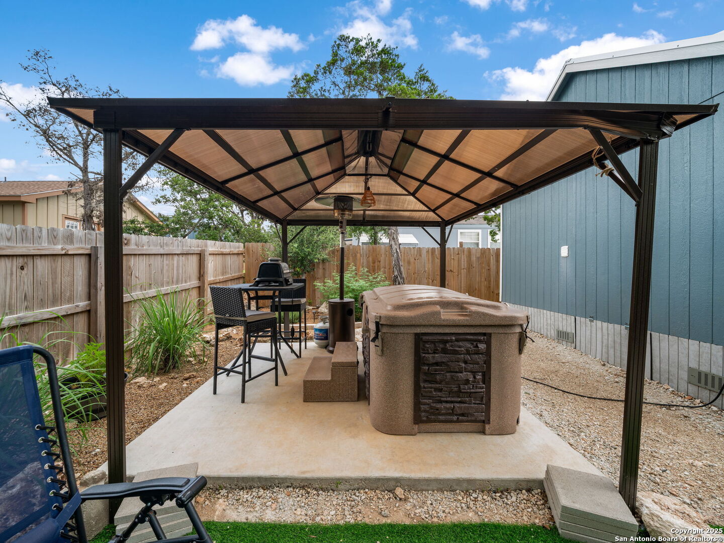 2056 Dry Creek