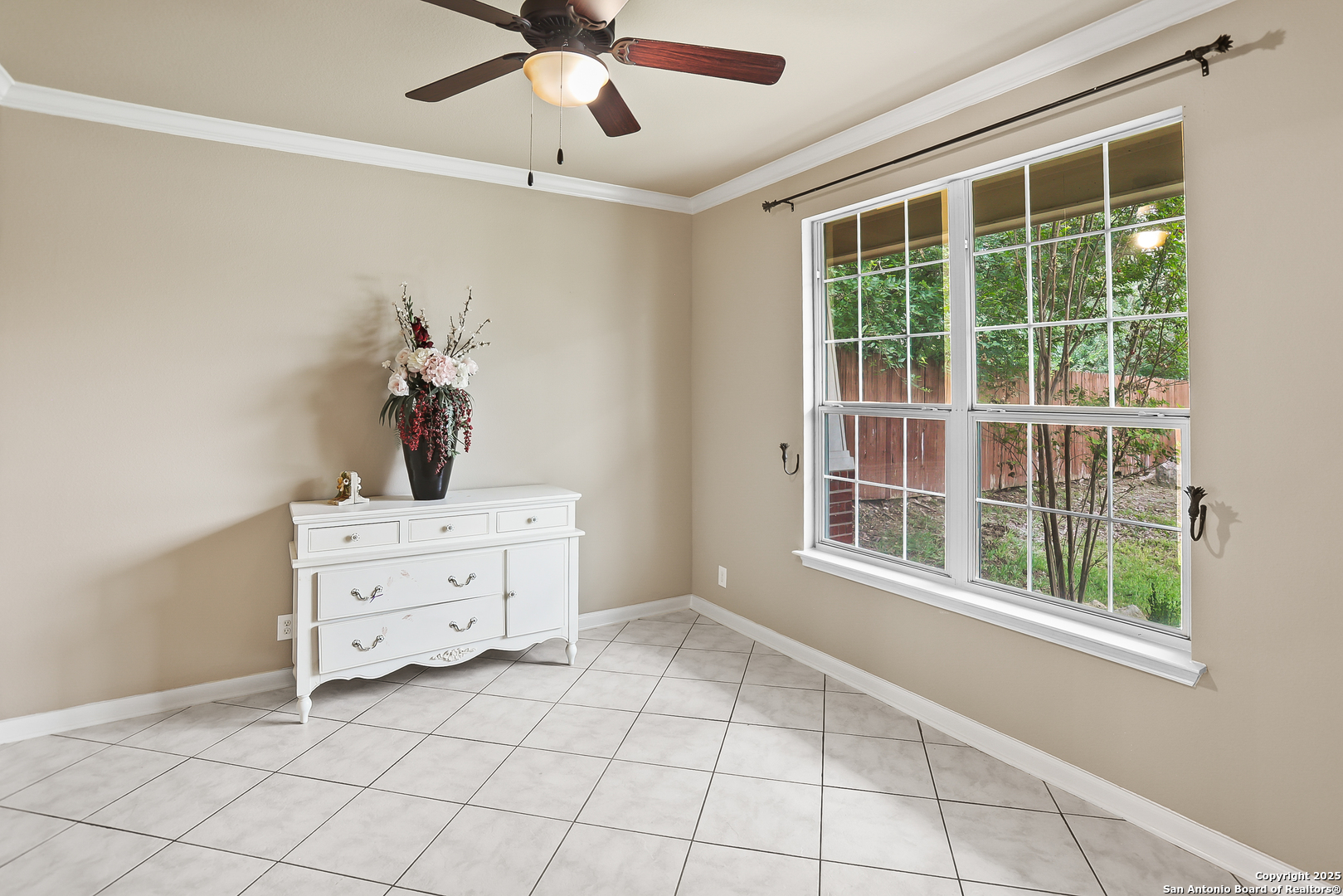 7802 Lacey Oak