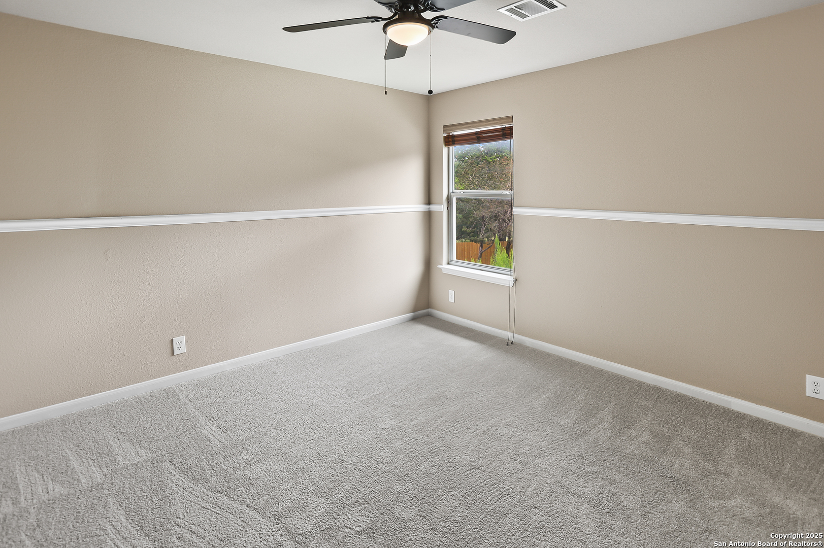 7802 Lacey Oak