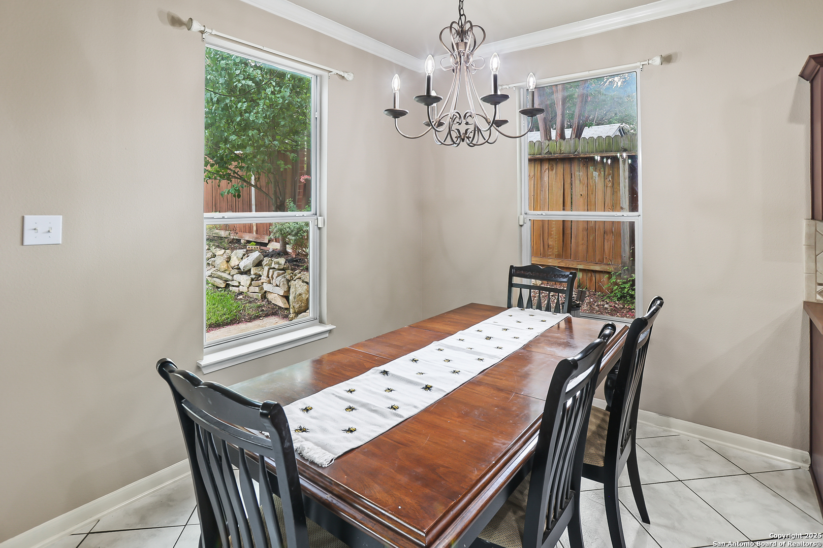 7802 Lacey Oak