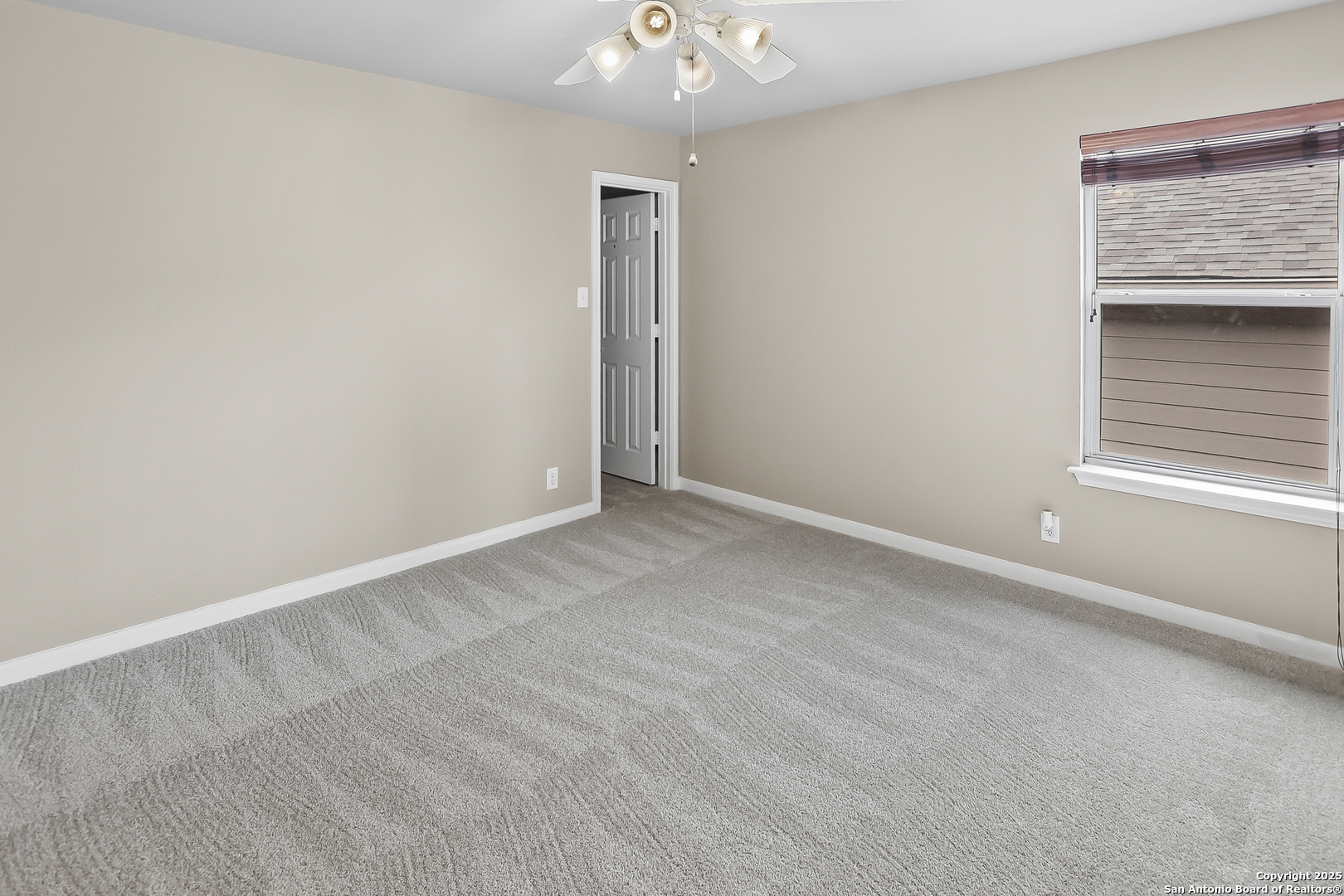 7802 Lacey Oak