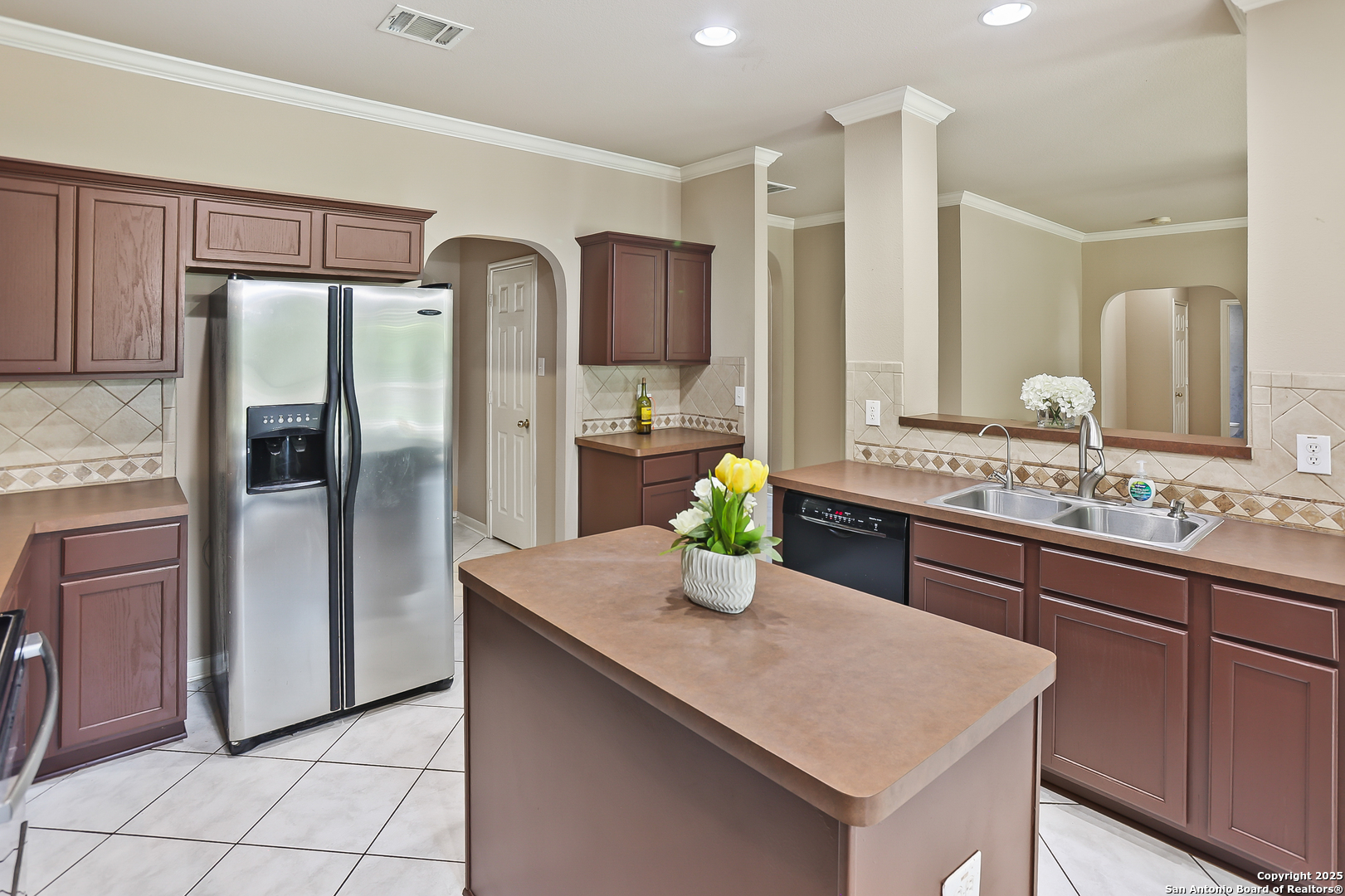7802 Lacey Oak
