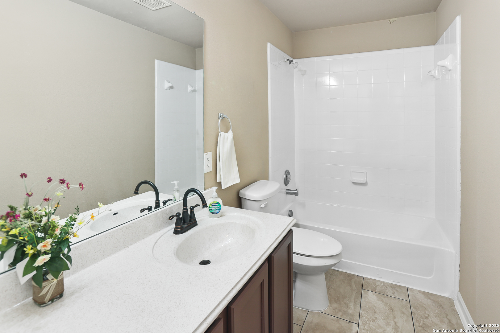7802 Lacey Oak