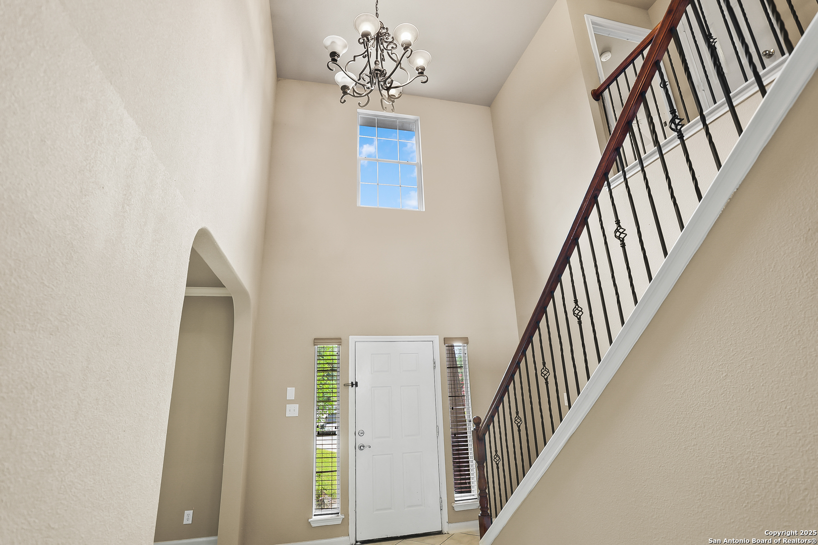 7802 Lacey Oak