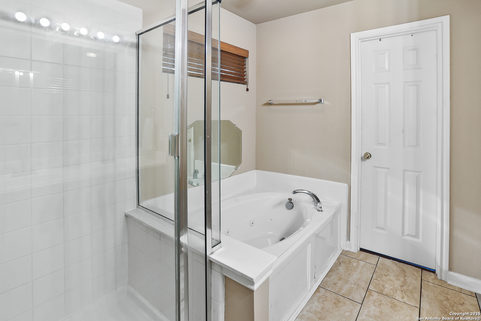 7802 Lacey Oak