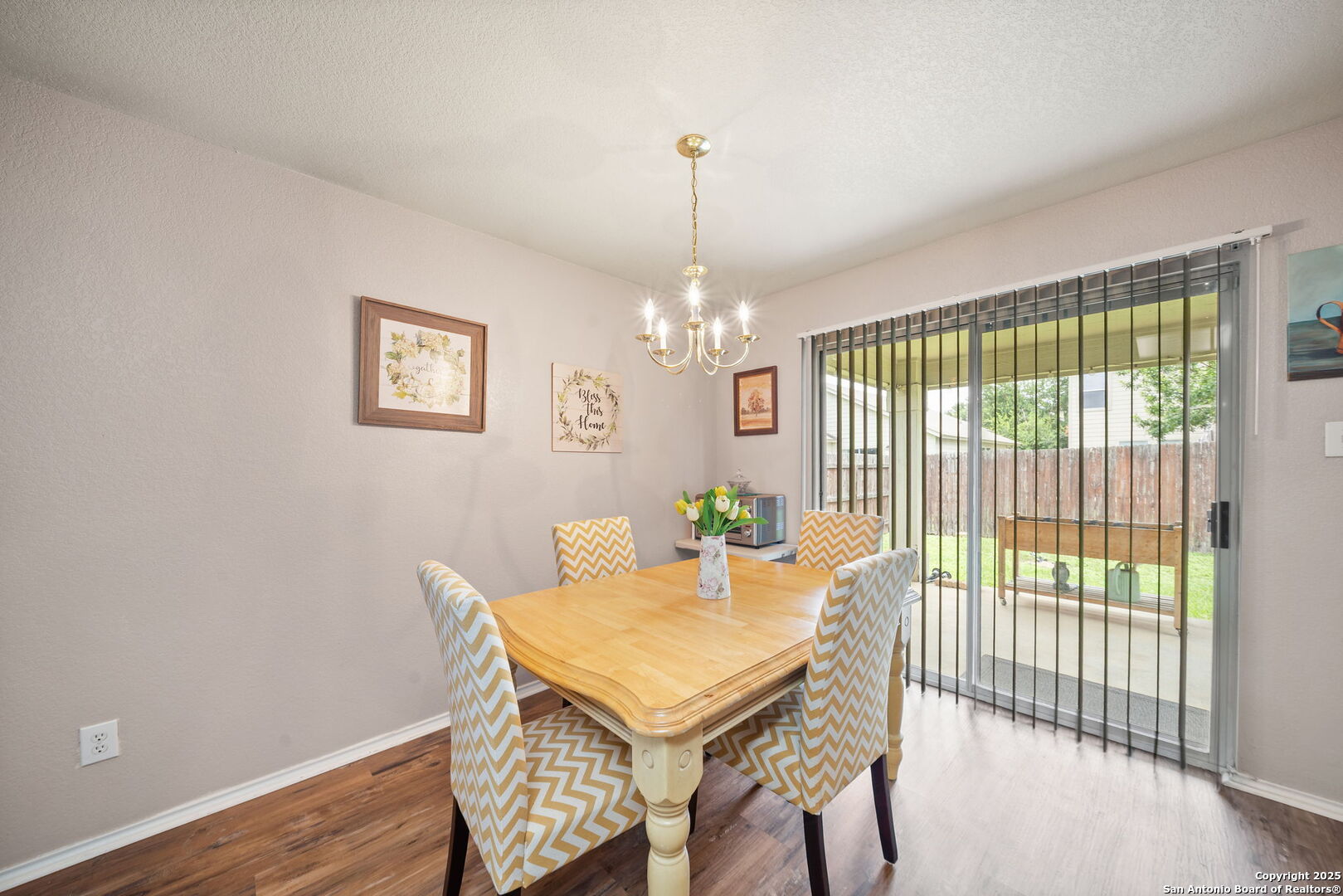 10116 Del Lago