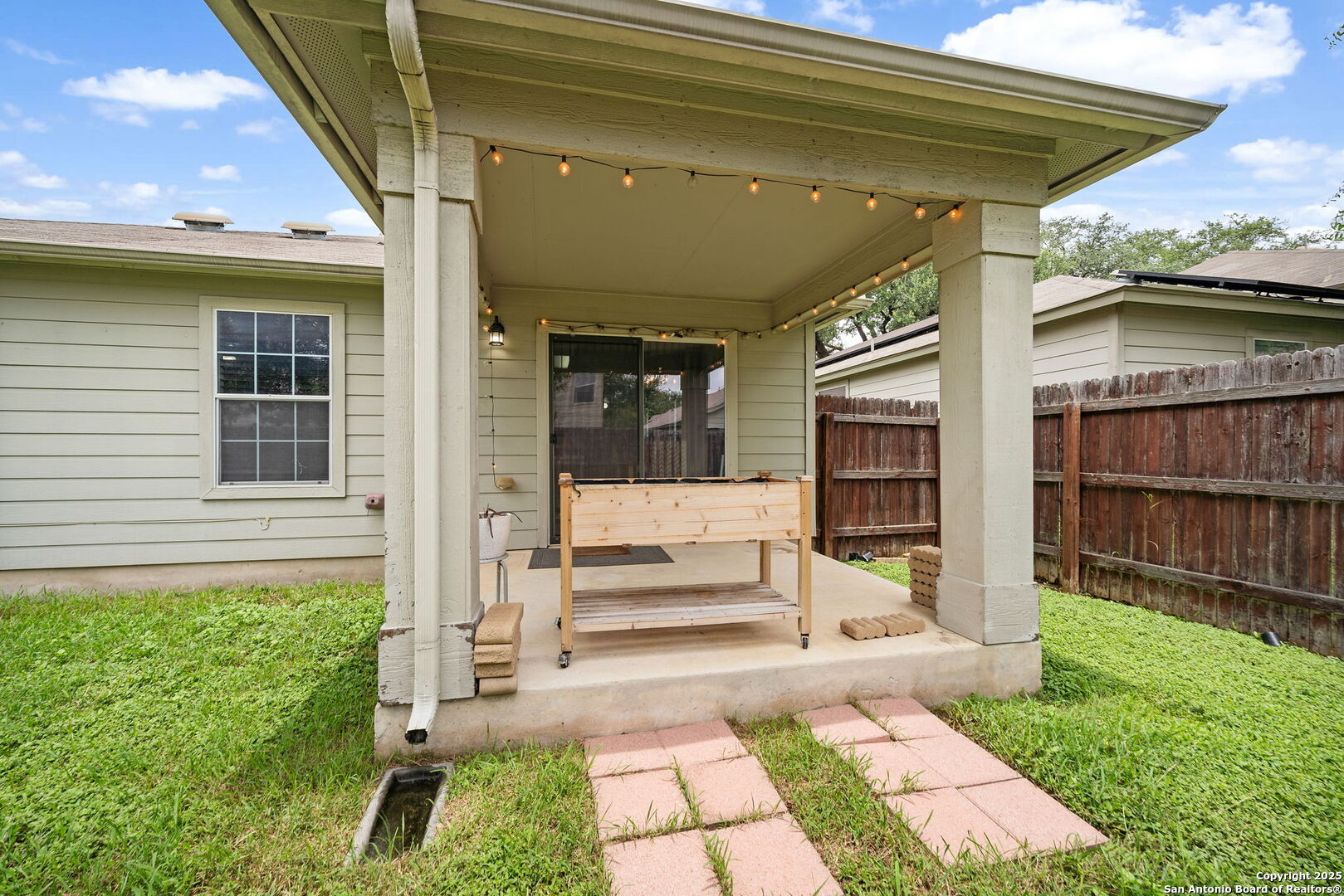 10116 Del Lago