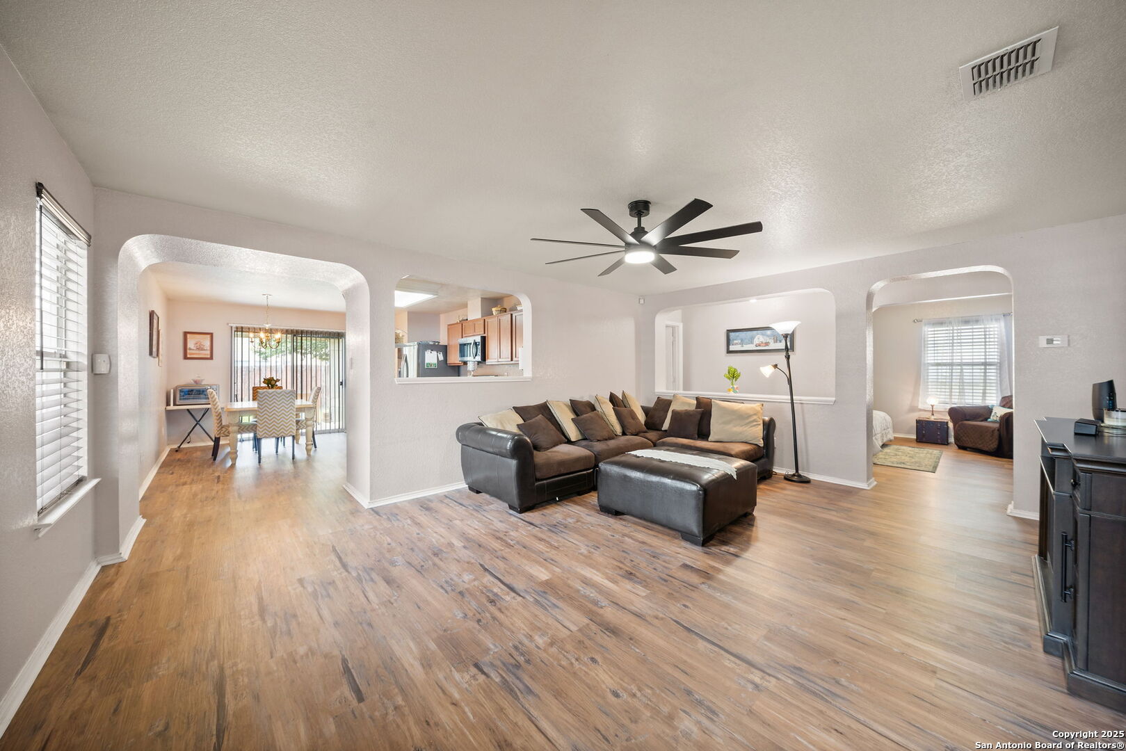 10116 Del Lago