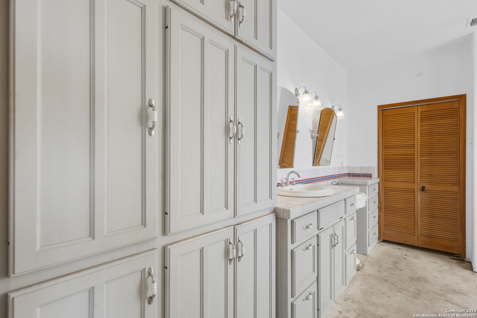 700 Camino De Rancho