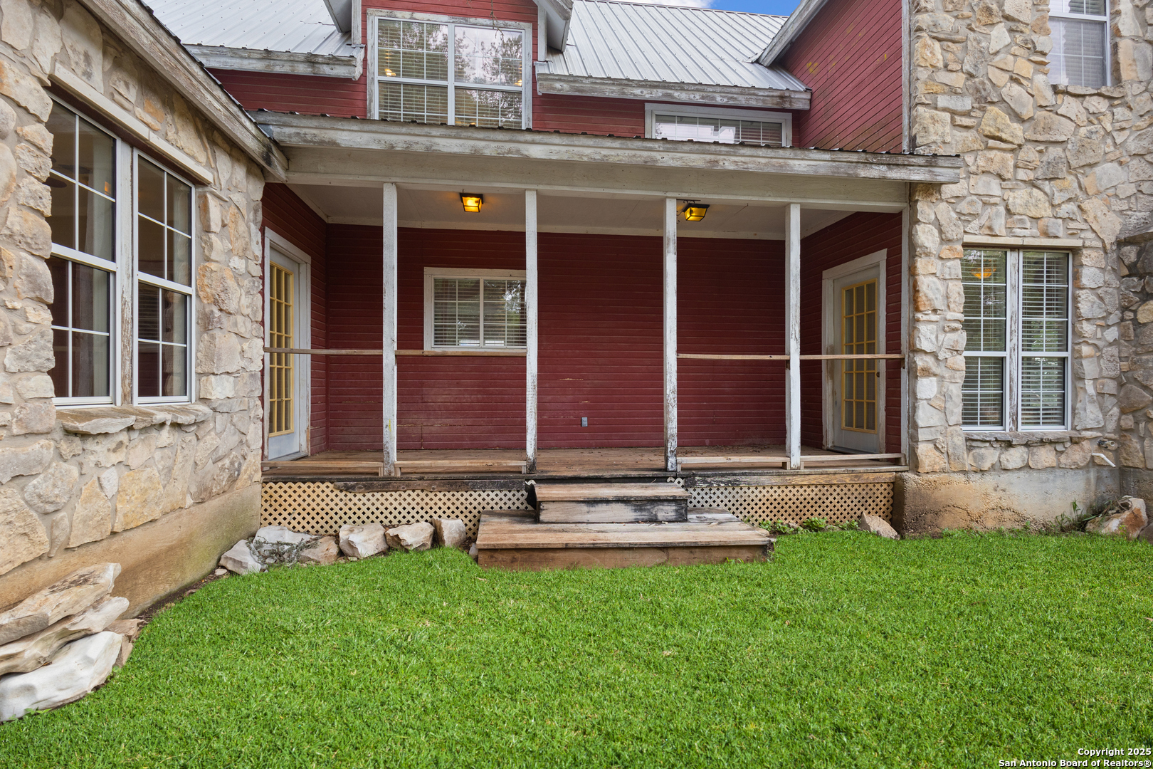 700 Camino De Rancho