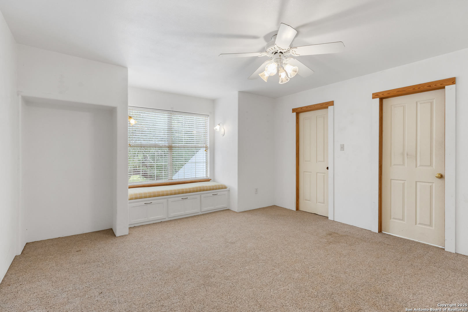 700 Camino De Rancho