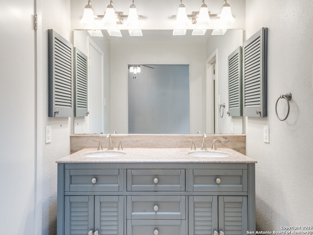 6139 Willowridge