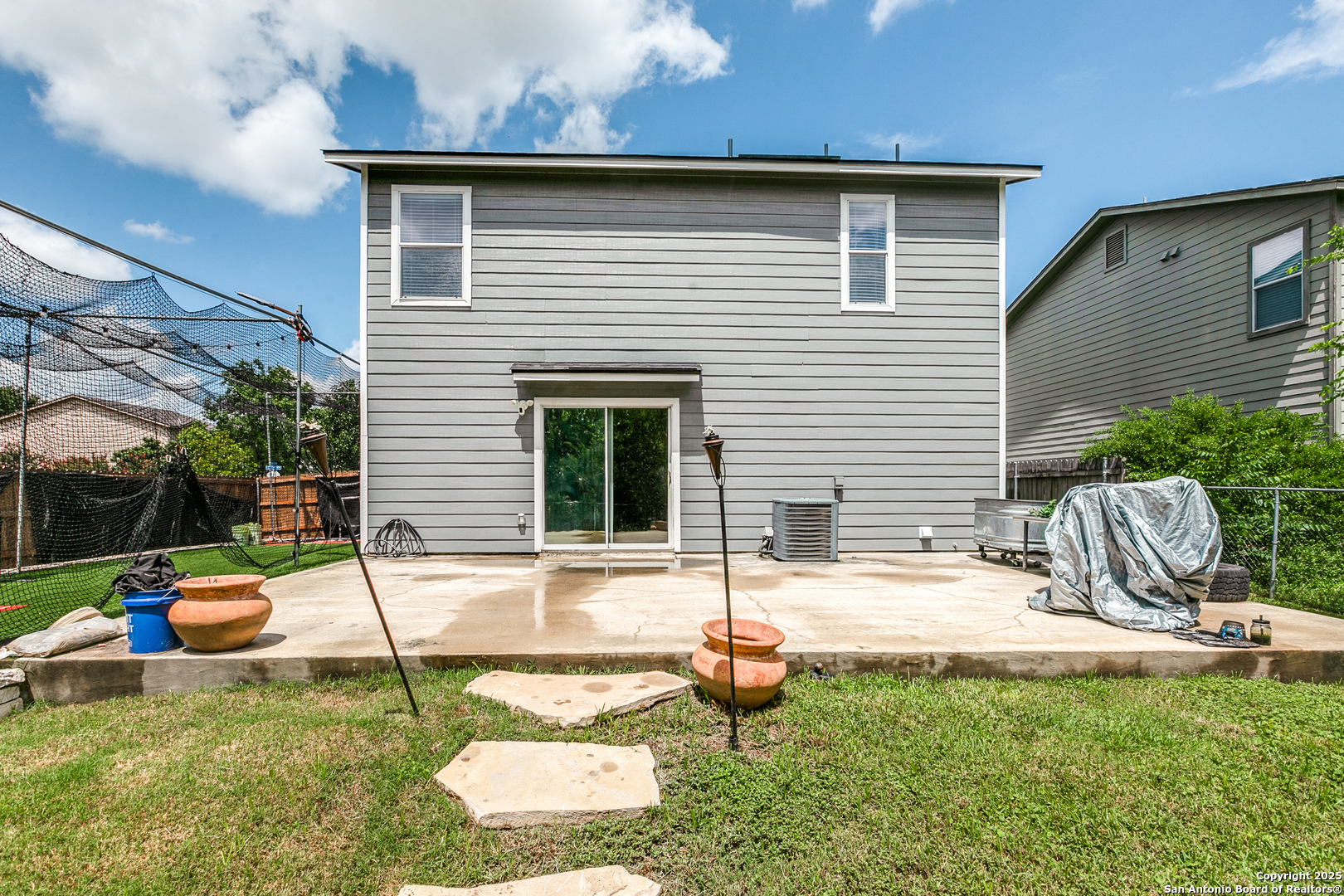 902 Absolon Farm