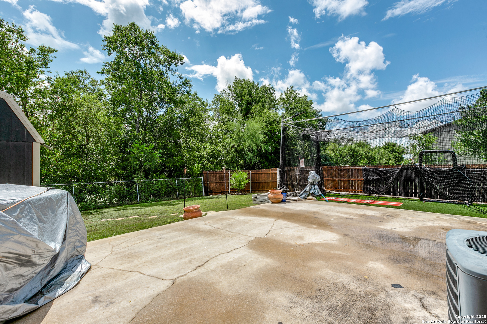 902 Absolon Farm