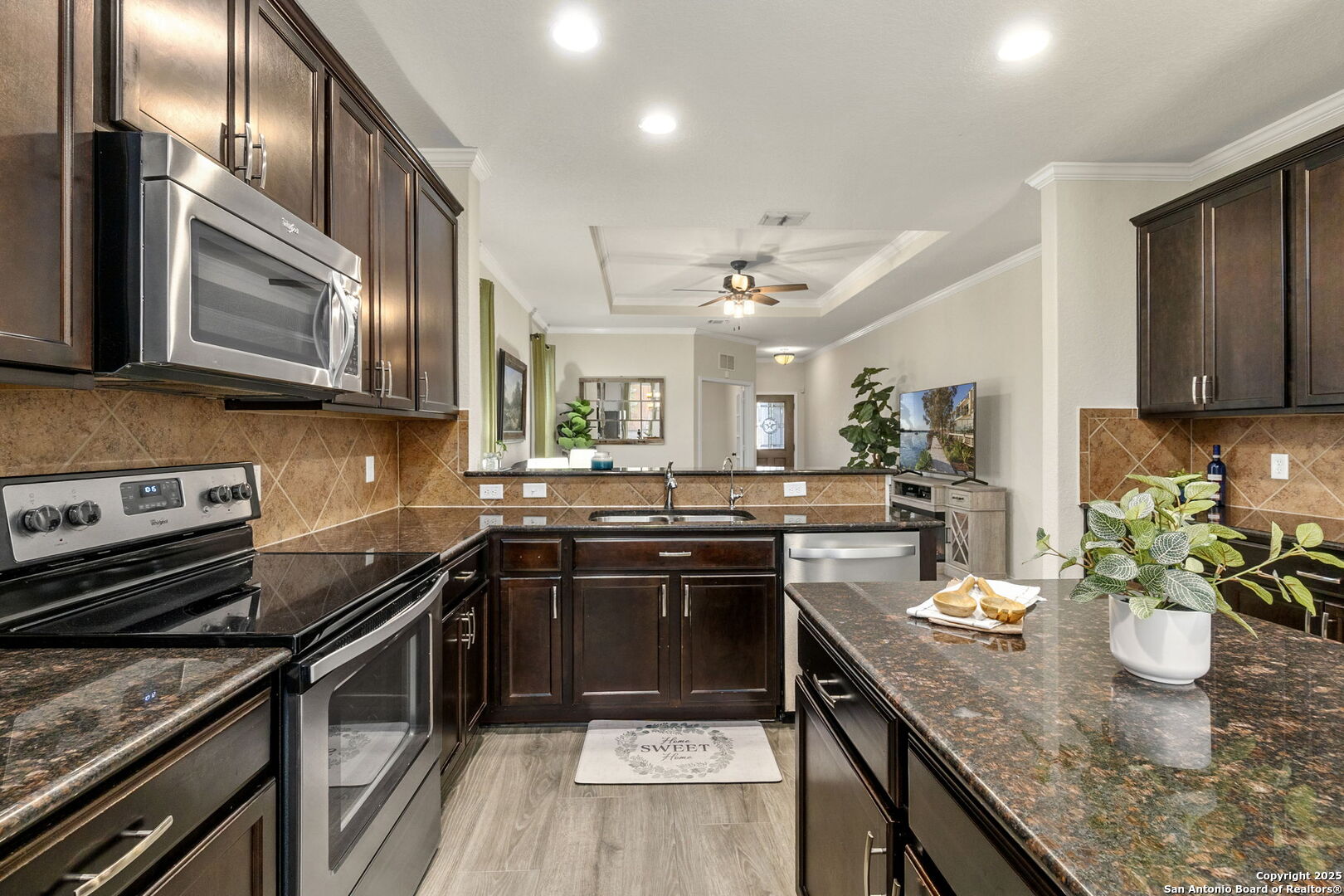 27320 Paraiso Manor