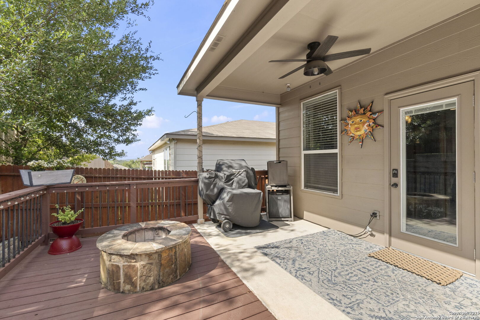 27320 Paraiso Manor