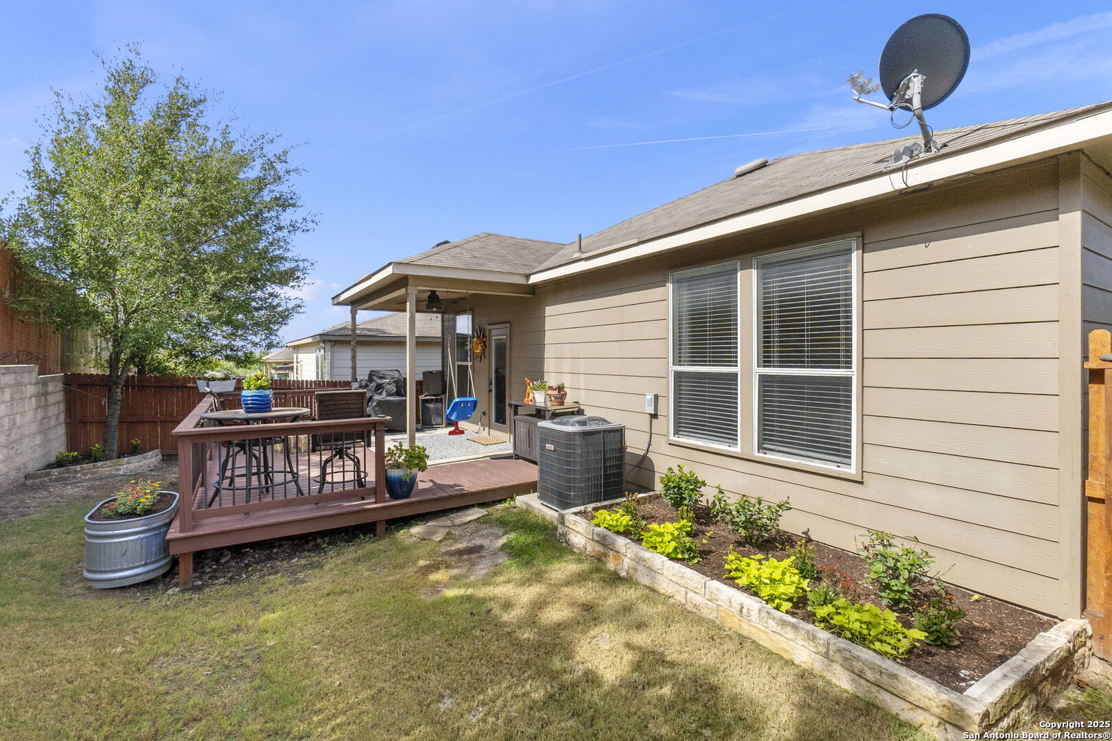 27320 Paraiso Manor