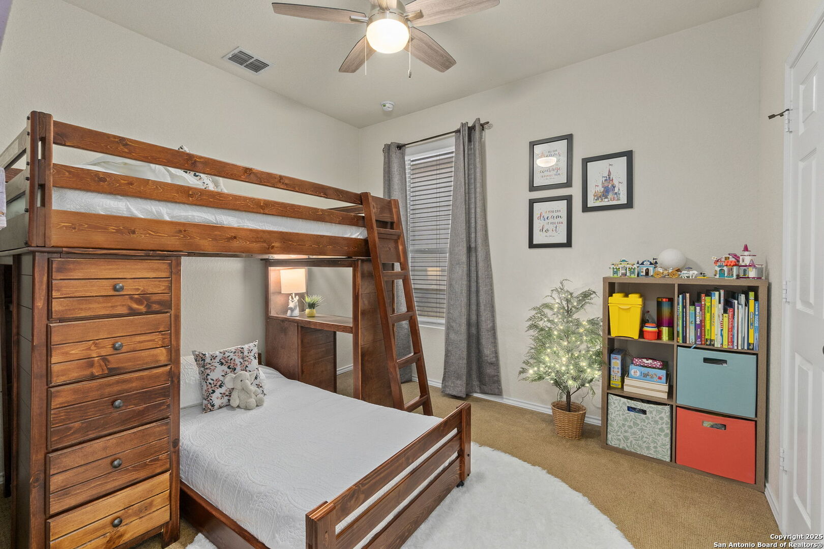 27320 Paraiso Manor