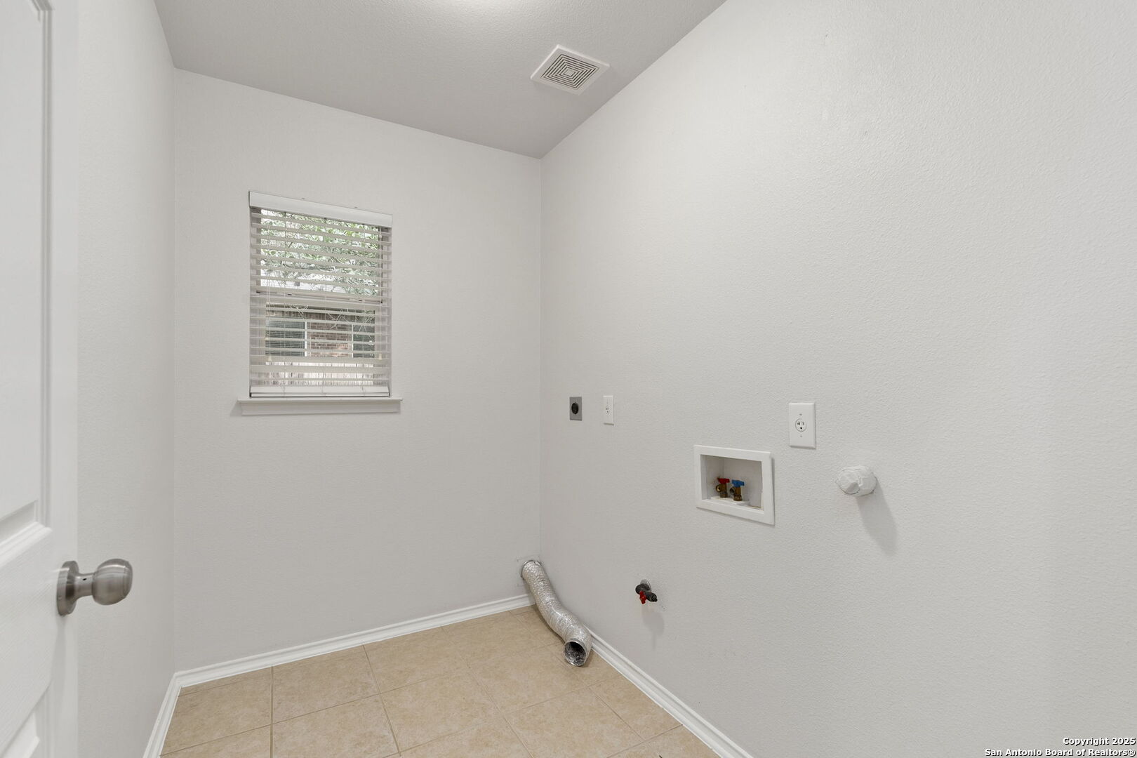 20437 Wild Springs
