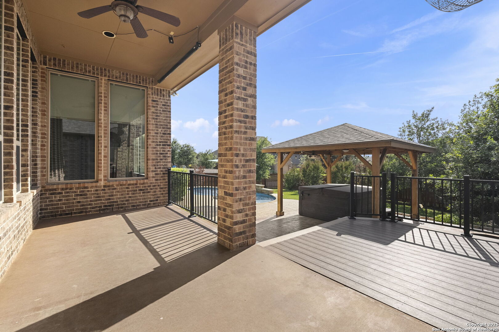 29103 PORCH SWING