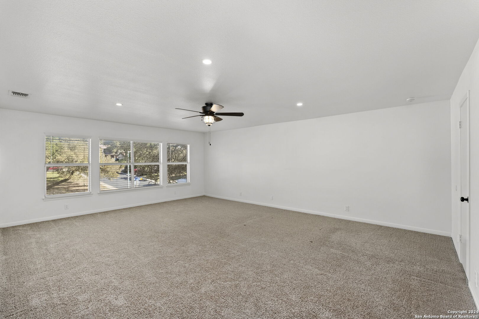 16531 Canyon Cross