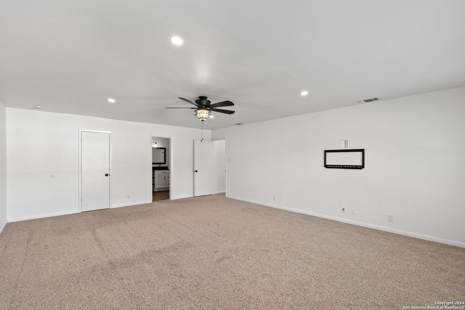 16531 Canyon Cross