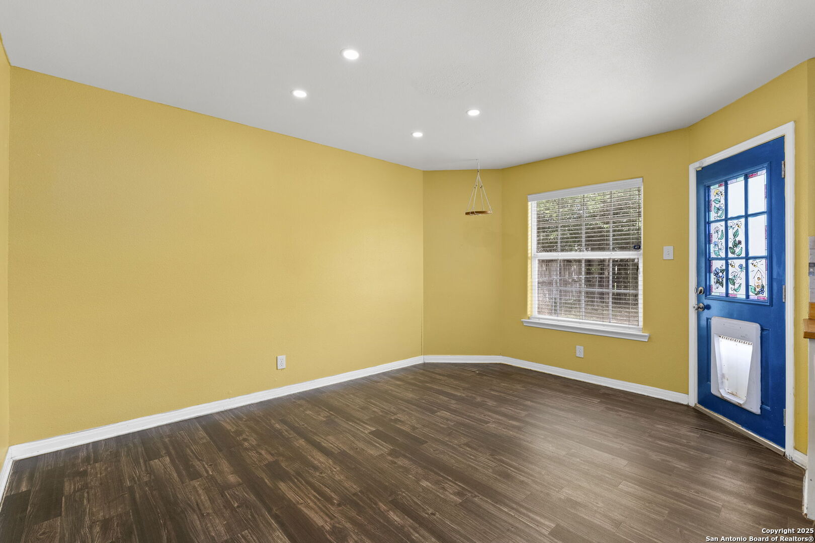 5927 Tree View