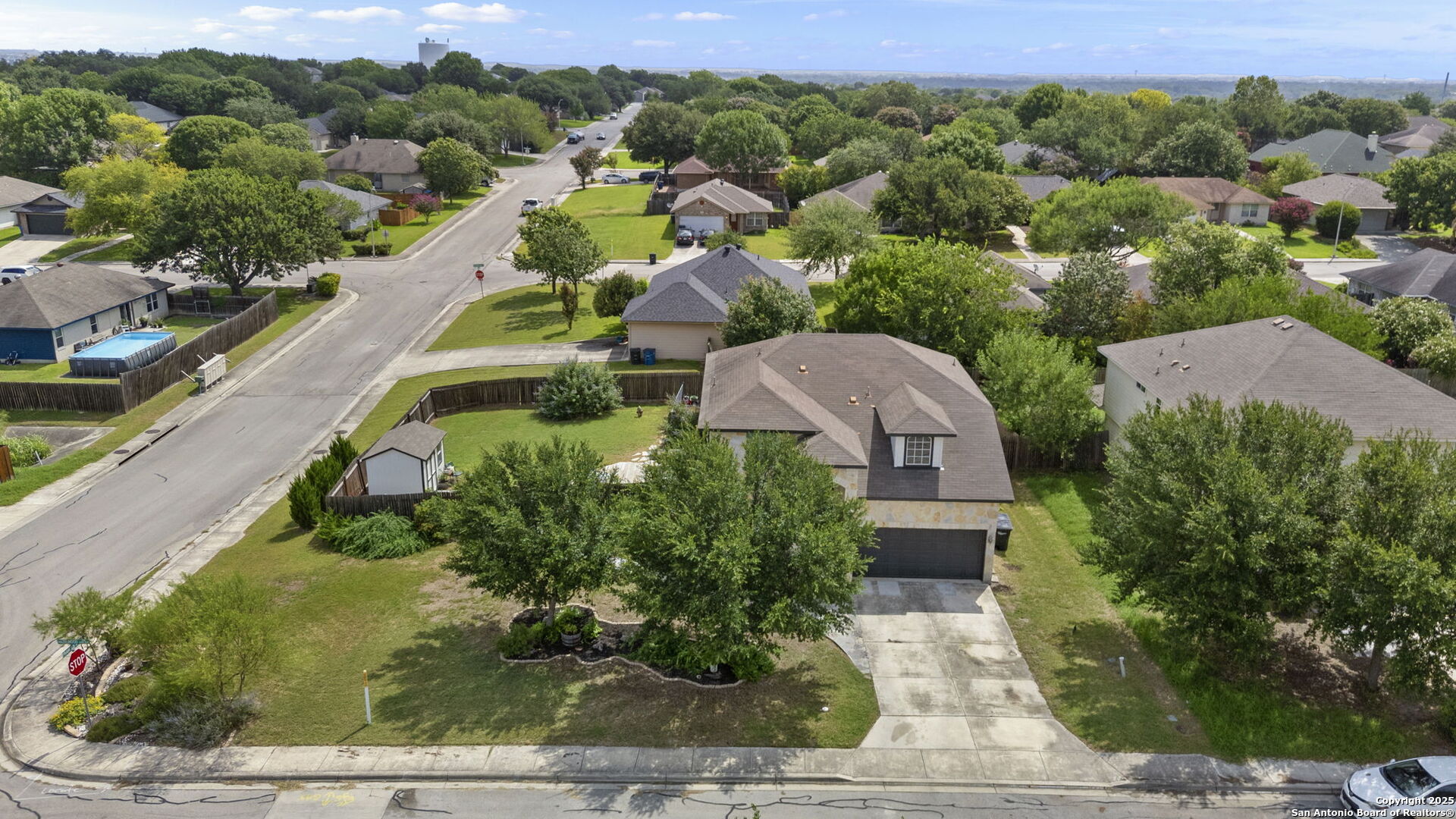 2105 Hazelwood