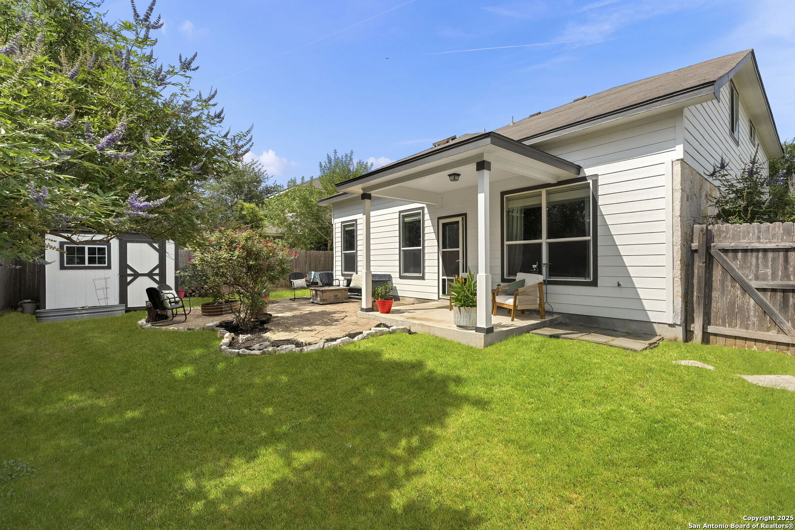 2105 Hazelwood