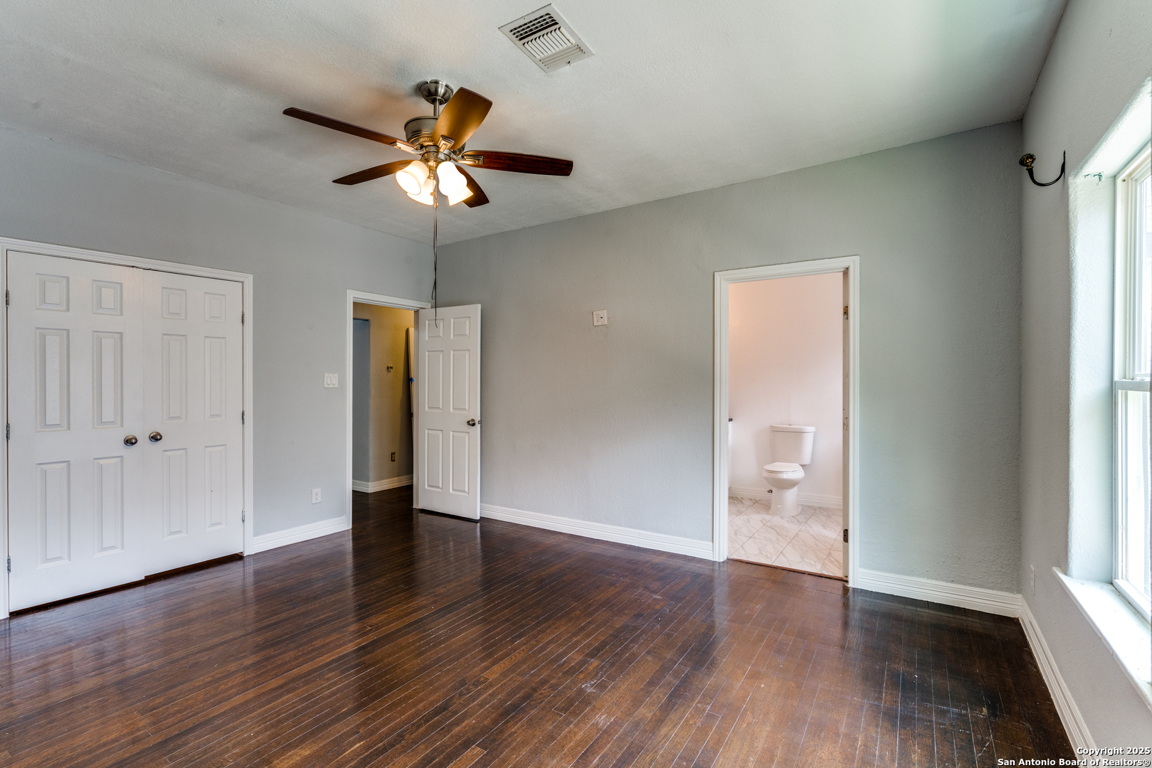 1031 Avant Ave.
