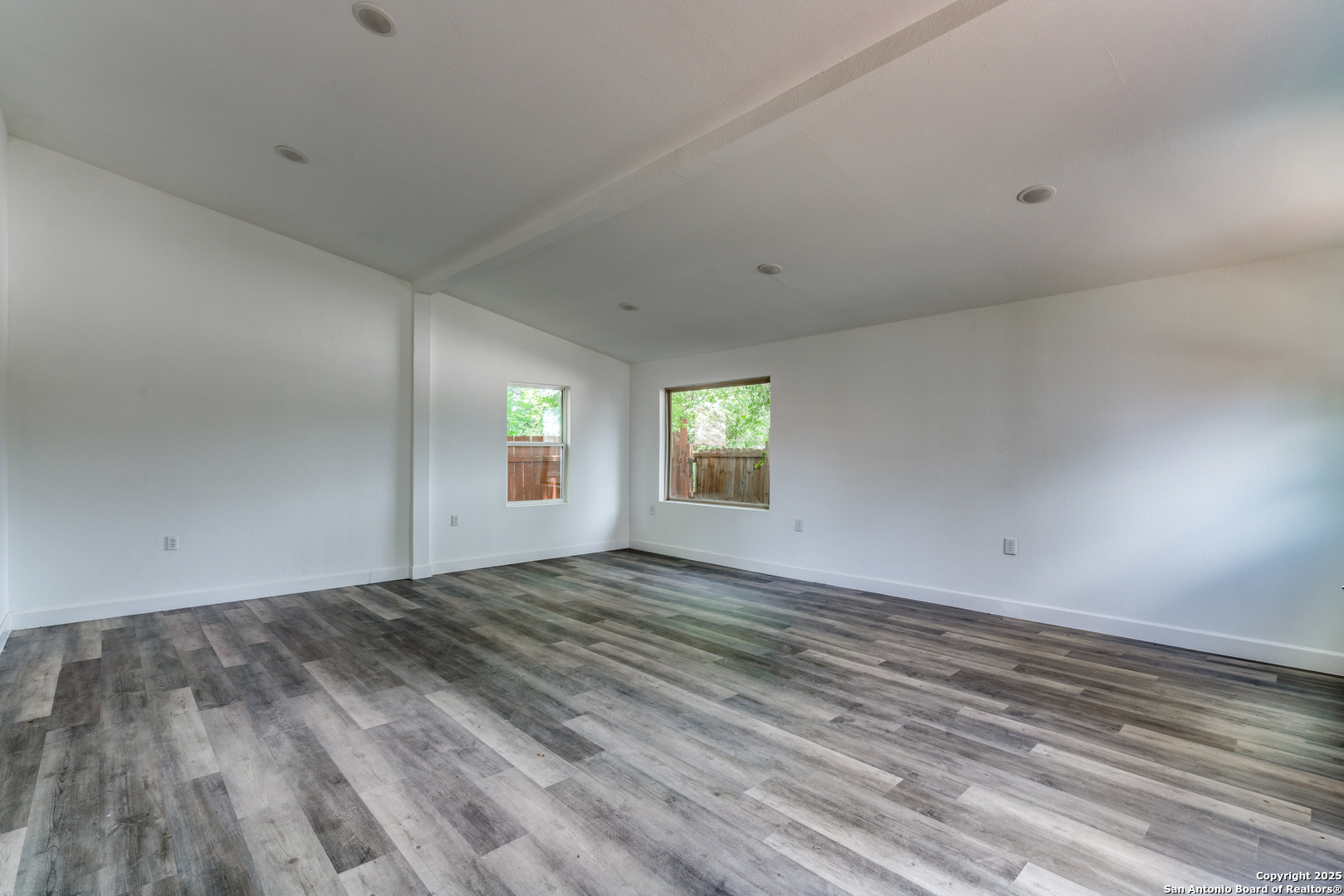 1031 Avant Ave.
