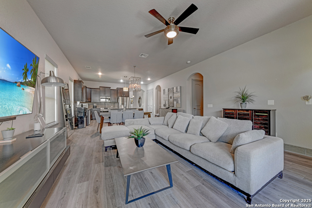 636 Carriage House