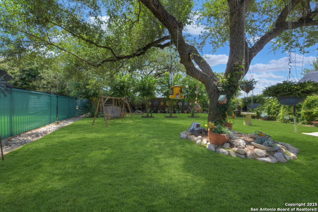 636 Carriage House