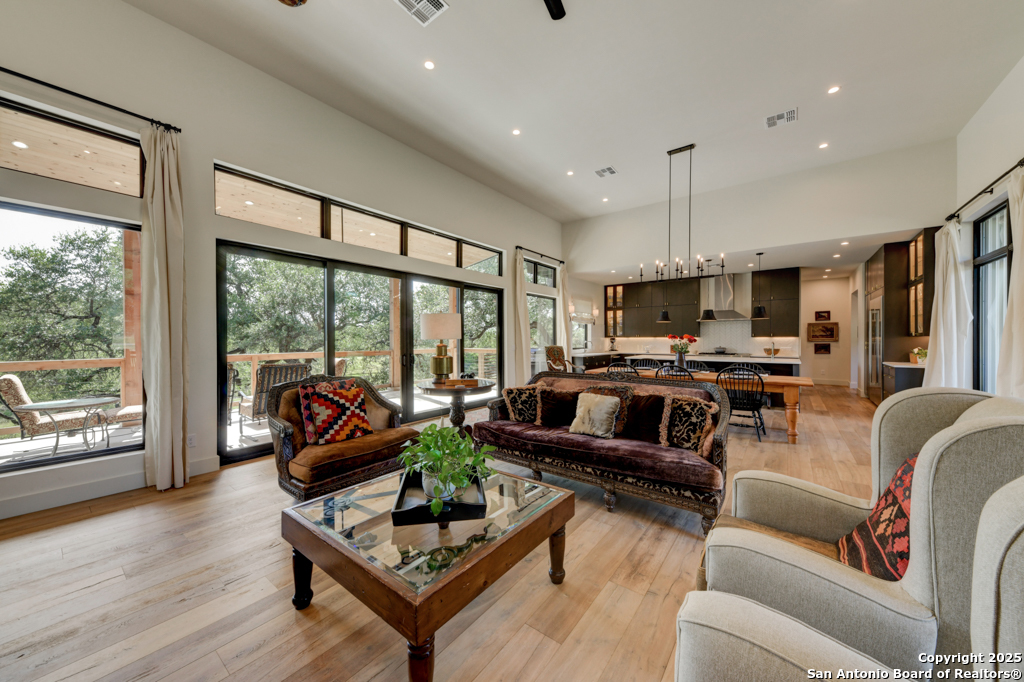 1855 Texas Oaks