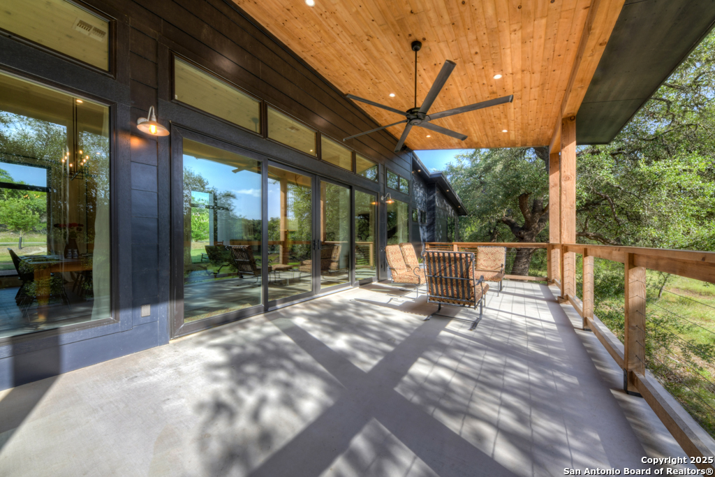 1855 Texas Oaks
